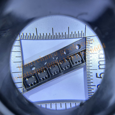 Imported LP2980IM5X-3.0/NOPB silk screen L02B SOT23-5 linear regulator