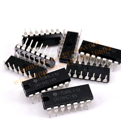SN74HC14N hexagonal Schmidt trigger inverter is inserted into DIP-14